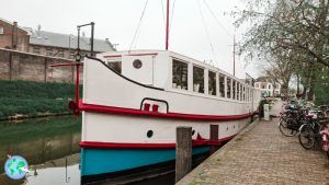 Utrecht - Cafetería barco r1