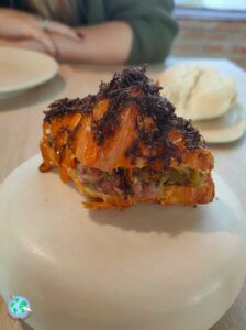 Croissant de Steak tartar de ternera