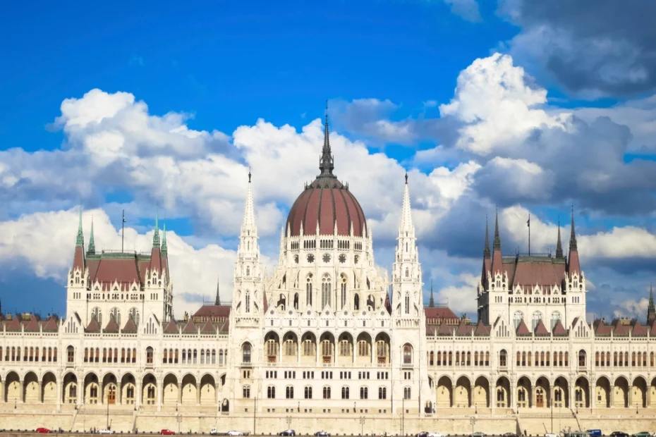Free Parliament House Budapest image