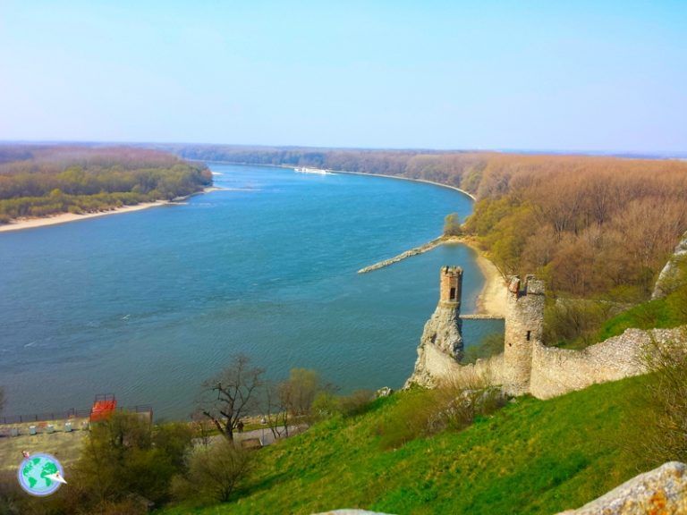Confluencia de los ríos Danubio y Morava