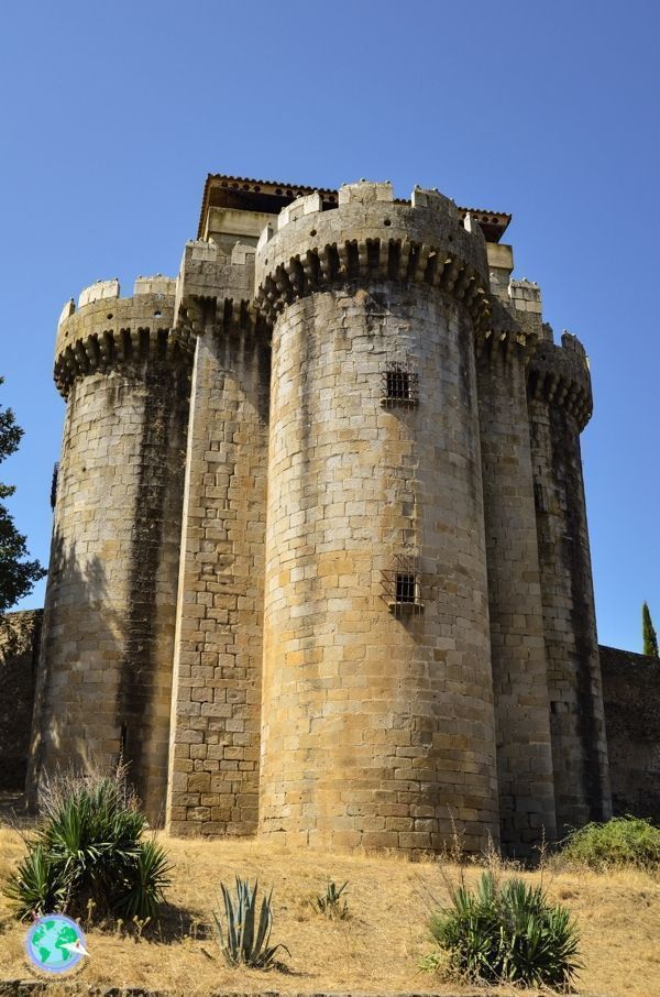 Torre de control en la entrada