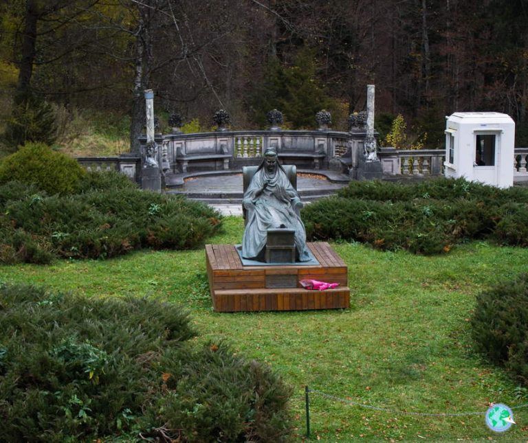 Escultura en el jardín de la reina Isabel